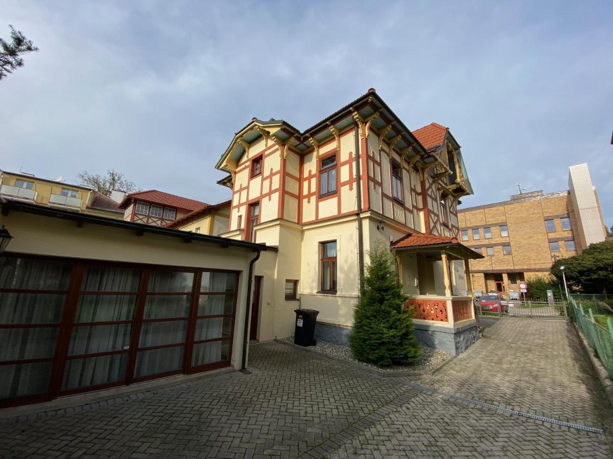 Vila Bellevue Luhačovice エクステリア 写真